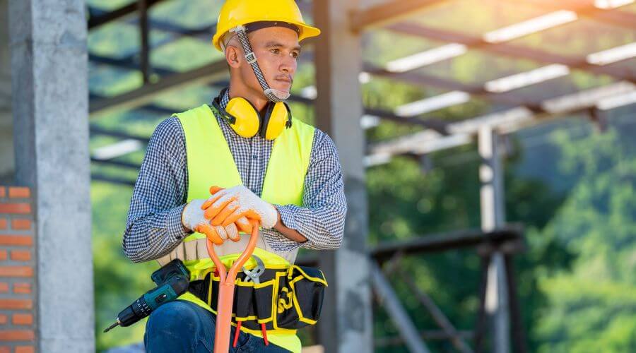 Professional gutter cleaning in Redfox, KY